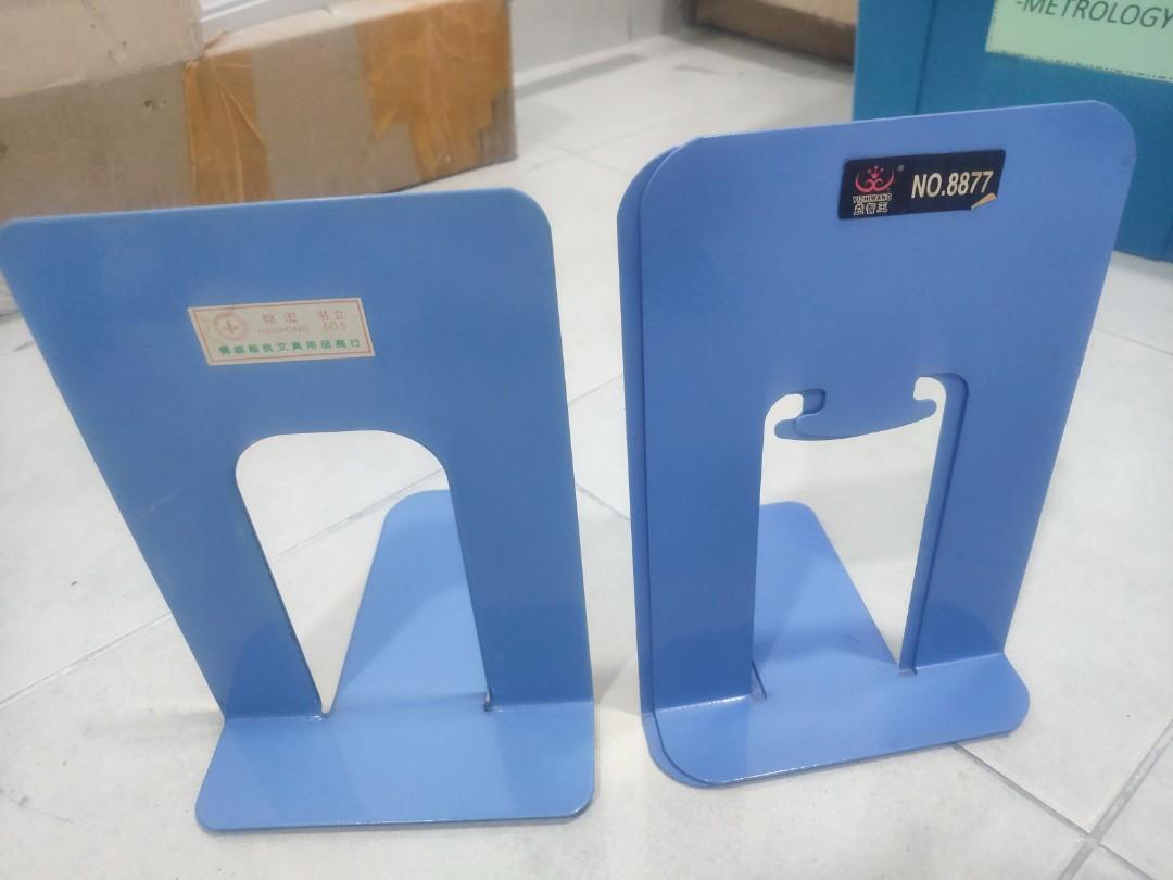 Book shelf holder, Furniture & Home Living, Home Improvement