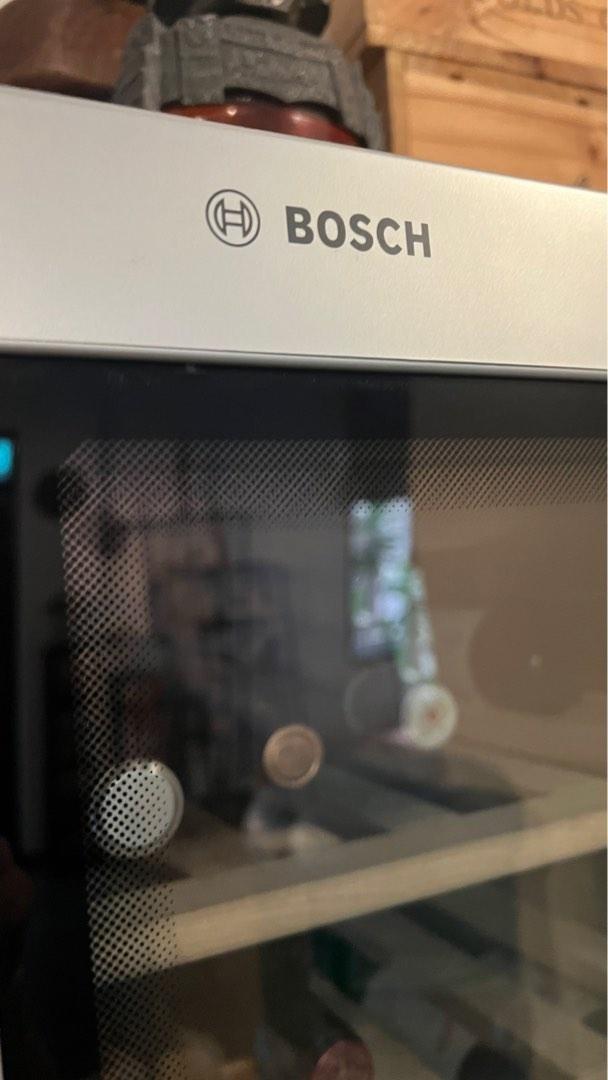 Bosch wine cooler, TV & Home Appliances, Kitchen Appliances, Wine