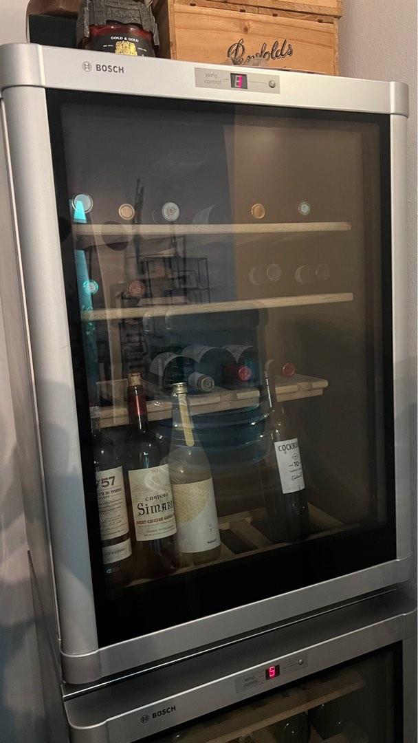 Bosch wine cooler, TV & Home Appliances, Kitchen Appliances, Wine