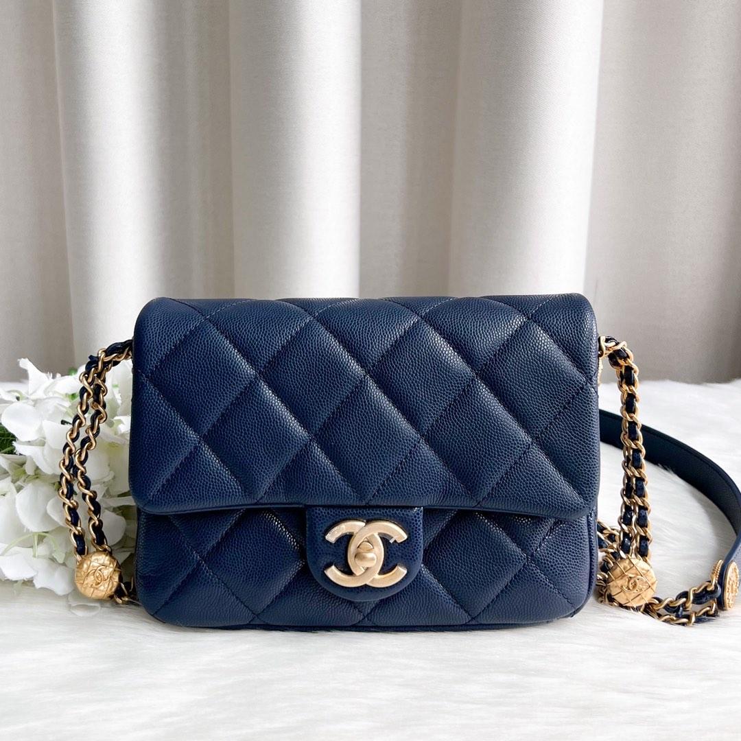✖️SOLD✖️ Chanel 22A Twist Your Buttons Small Flap in Navy Caviar AGHW,  Luxury, Bags & Wallets on Carousell