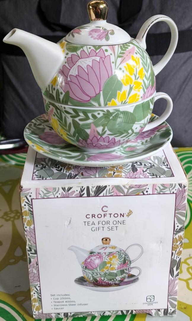 Crofton Tea Set, Furniture & Home Living, Kitchenware & Tableware