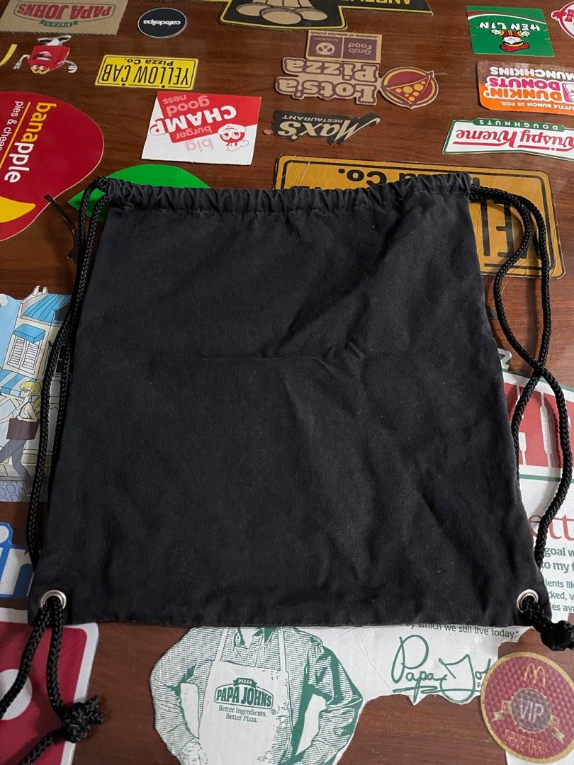 DC COMICS BATMAN STRING BAG (Category: Backpacks) located in Pasig City. Submitted by theboutiquebyems (Listing ID 1182493035, Image 2). Description: DC COMICS BATMAN STRING BAG.