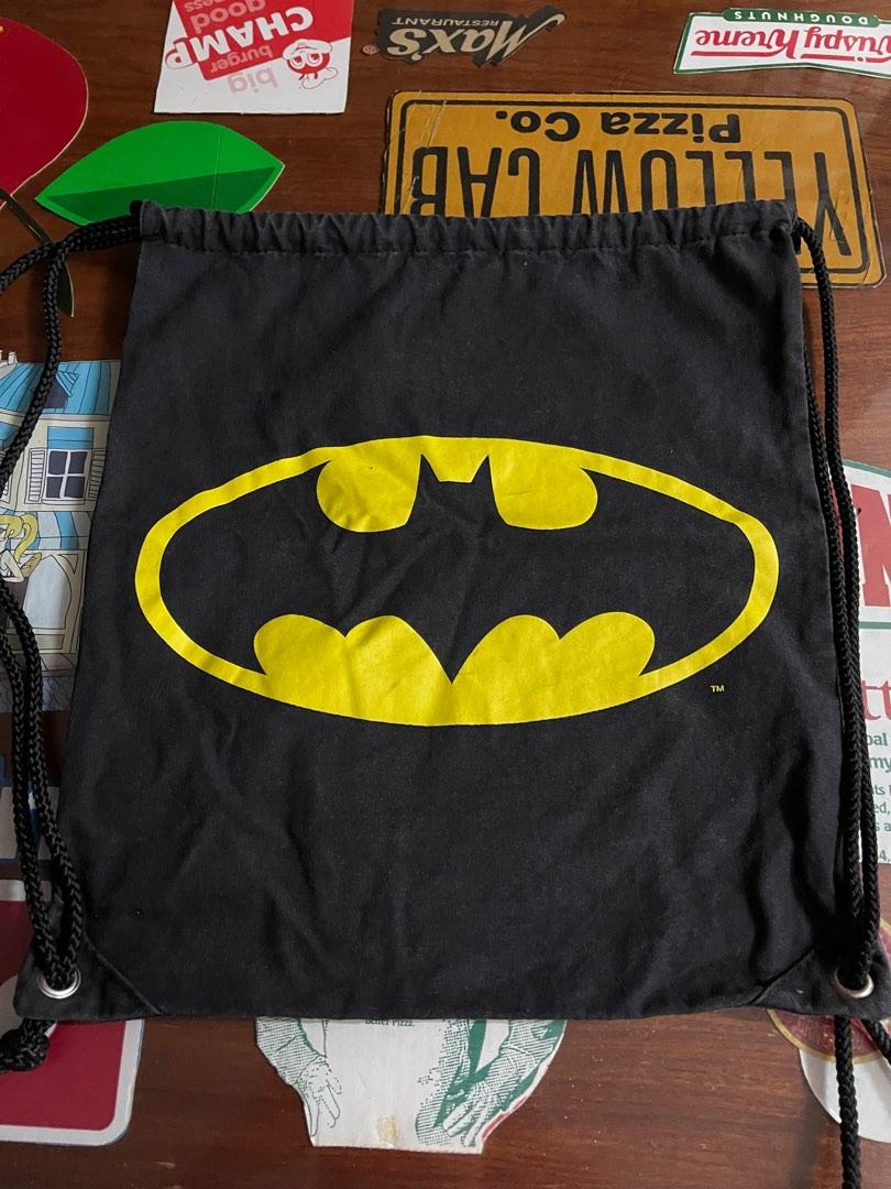 DC COMICS BATMAN STRING BAG (Category: Backpacks) located in Pasig City. Submitted by theboutiquebyems (Listing ID 1182493035, Image 1). Description: DC COMICS BATMAN STRING BAG.