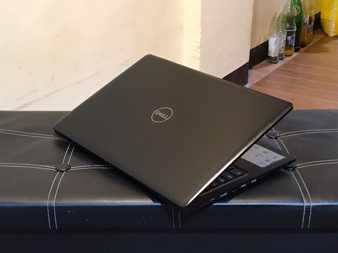 DELL GAMING LAPTOP Core i7 8thgen 8Gb Ram 256Gb SSD 2.0GHz (8CPUs) FULL