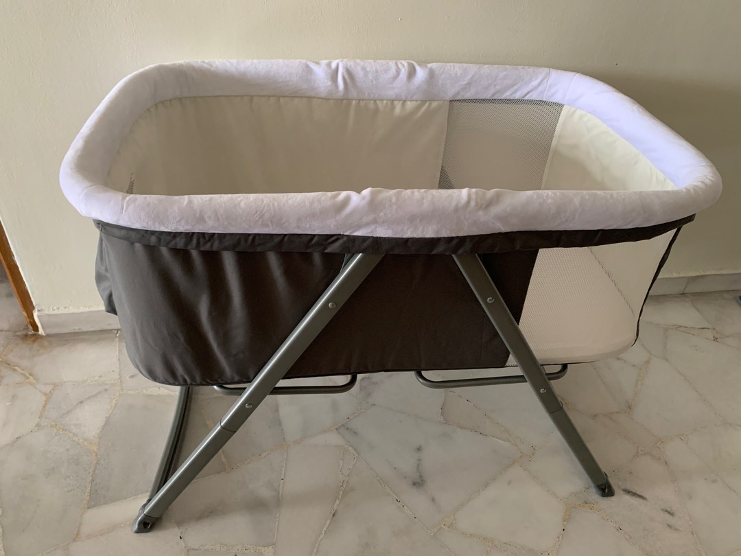 Dreamer Bedside Cot & Rocking Cradle, Babies & Kids, Baby Nursery