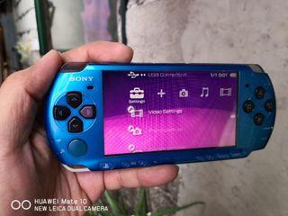 FOR SALE: Sony 3000 16GB with Fully Game's installed,, rush! rush!