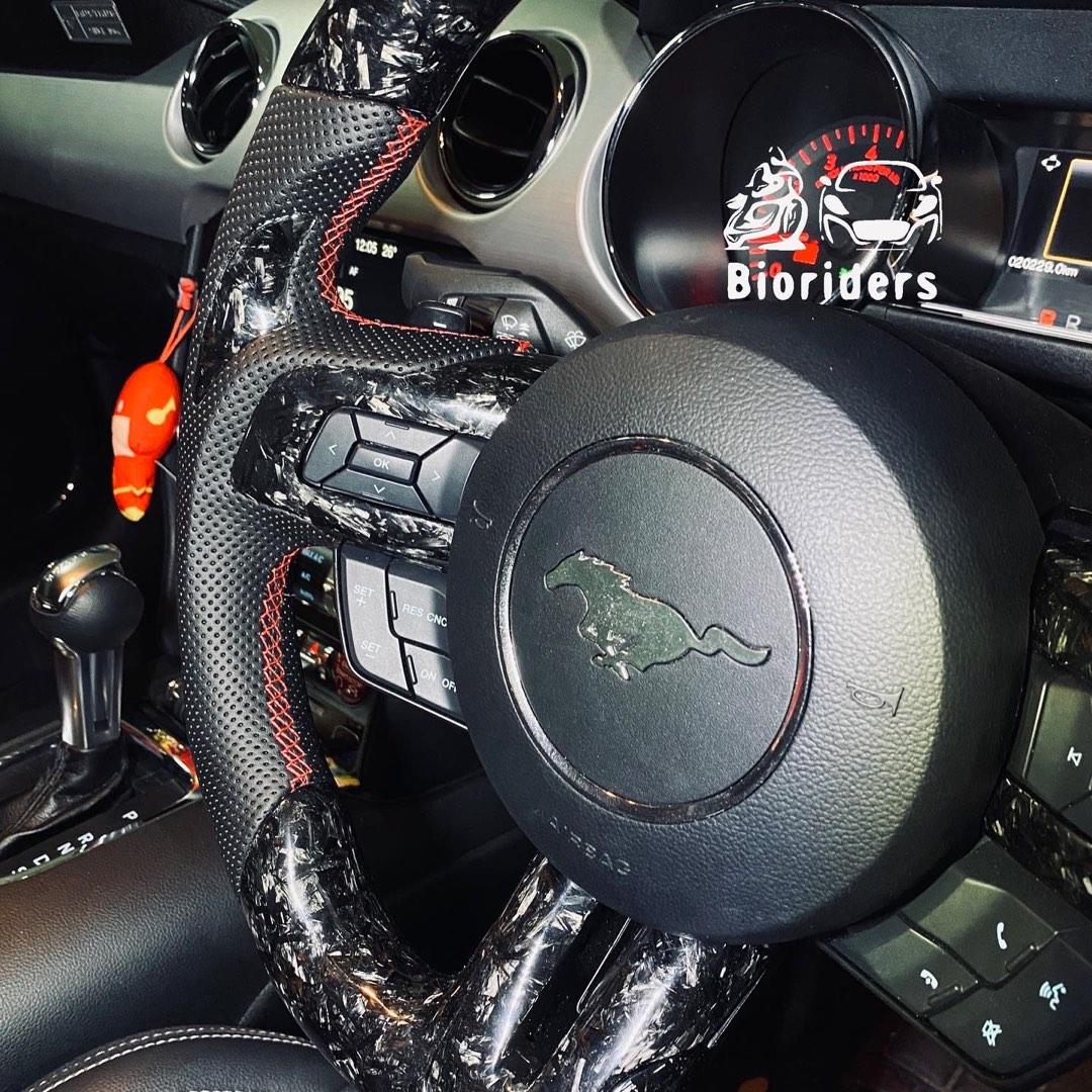 Ford Mustang GT carbon fiber steering wheel | forged carbon fiber