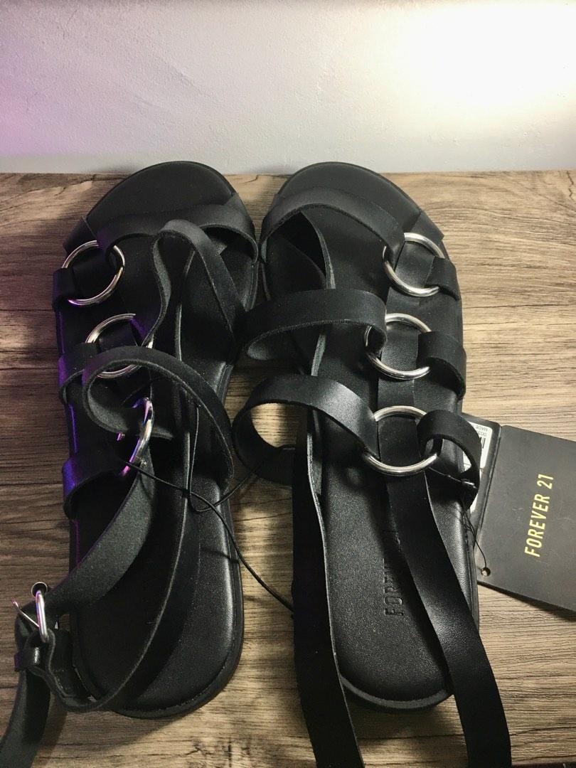 Forever 21 black sandals store