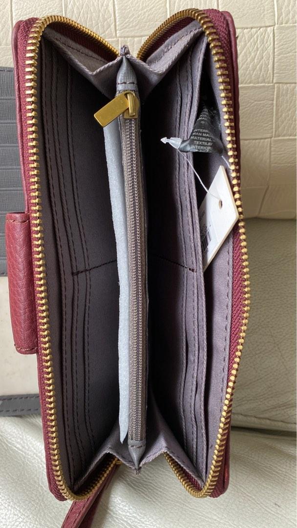 Fossils clutch, Women's Fashion, Bags & Wallets, Wallets & Card Holders