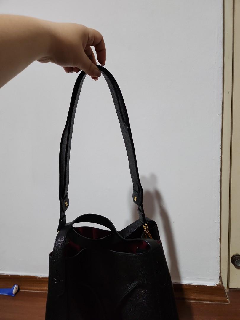 Genuine leather bucket bag Women s Fashion Bags Wallets
