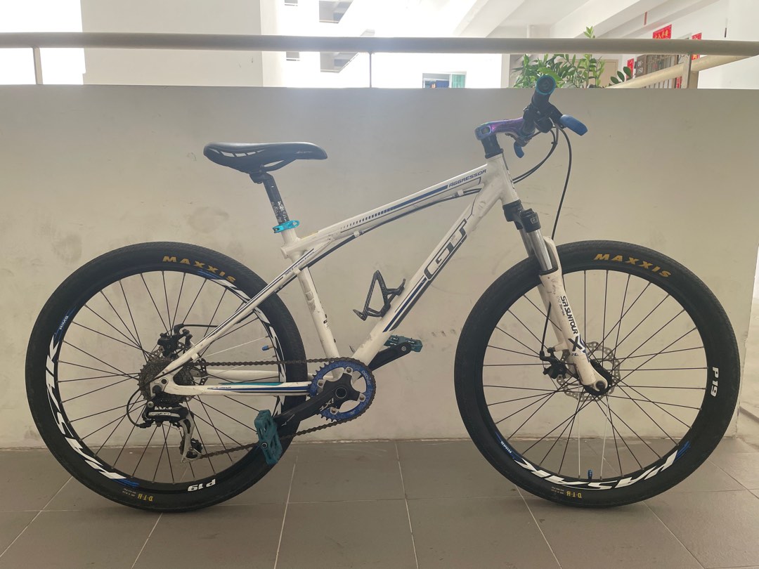 GT aggressor mountain bike, Sports Equipment, Bicycles & Parts ...