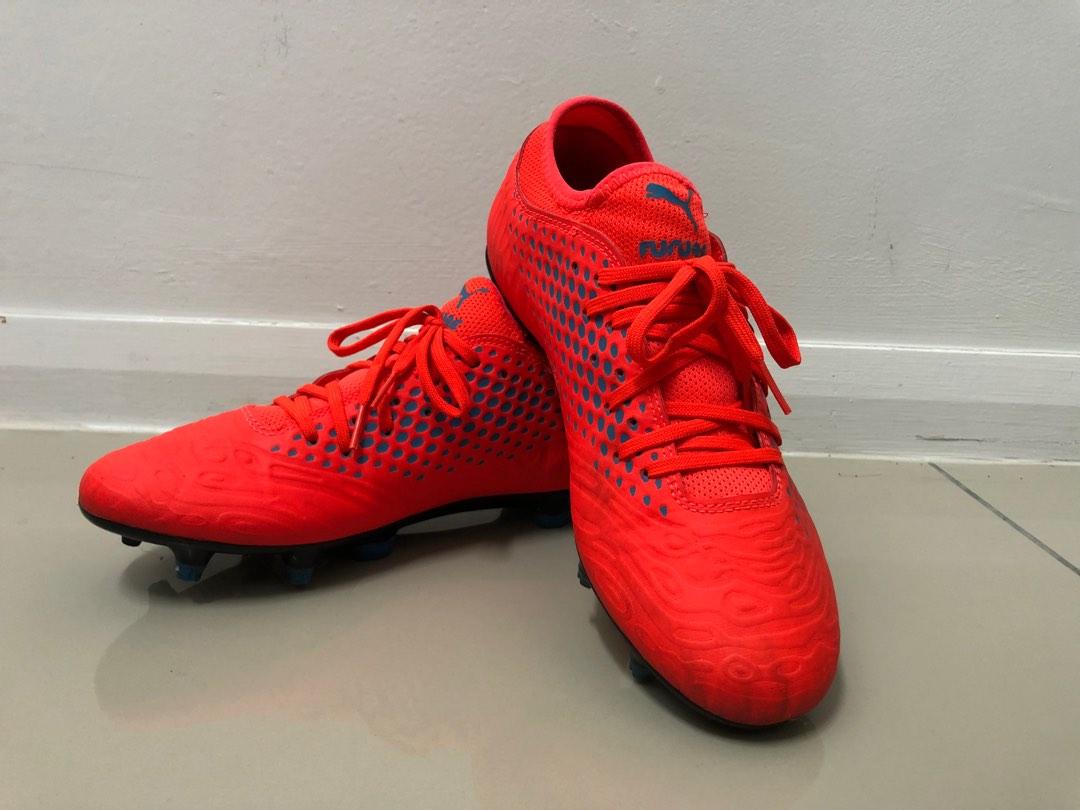 Kasut bola puma future sales