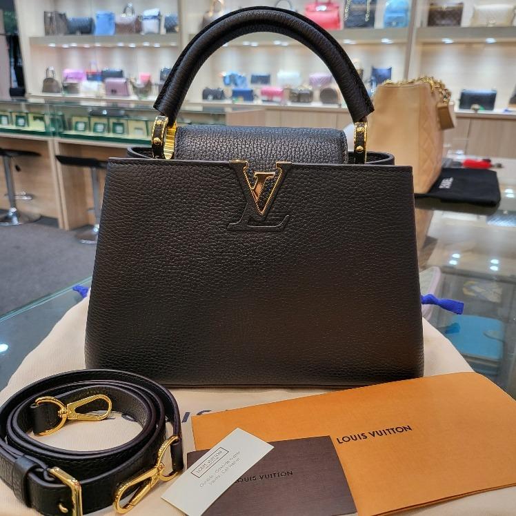 Lv capucines bb black deals