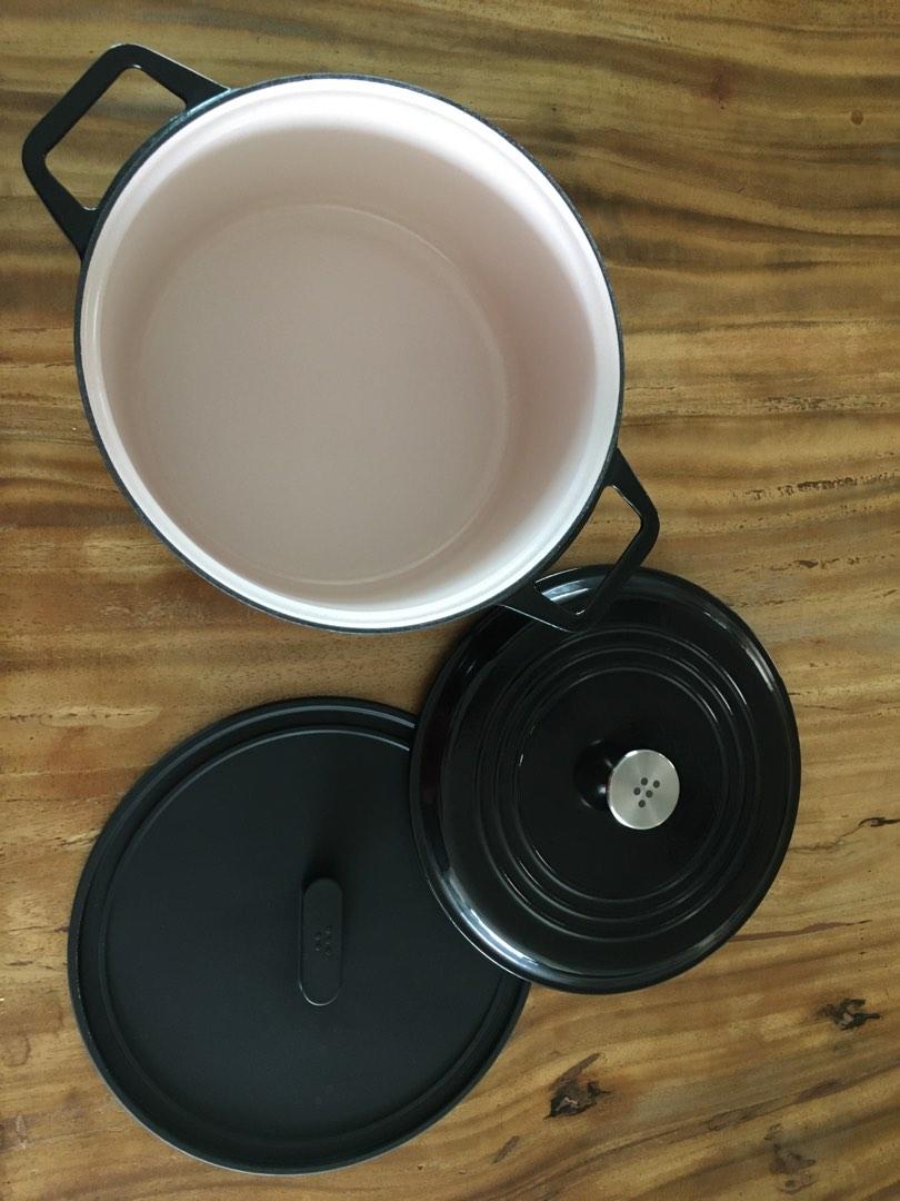 Misen 9 qt Dutch Oven, Furniture & Home Living, Kitchenware & Tableware