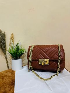 (Kategori: ) berada di . Dikirim oleh windsh (ID iklan 1182632841, Gambar 1). Deskripsi: .