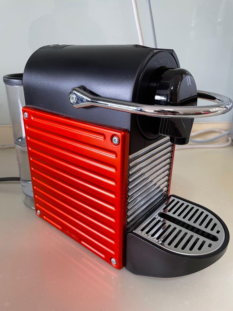 Nespresso Pixie Red, TV & Home Appliances, Kitchen Appliances, Coffee