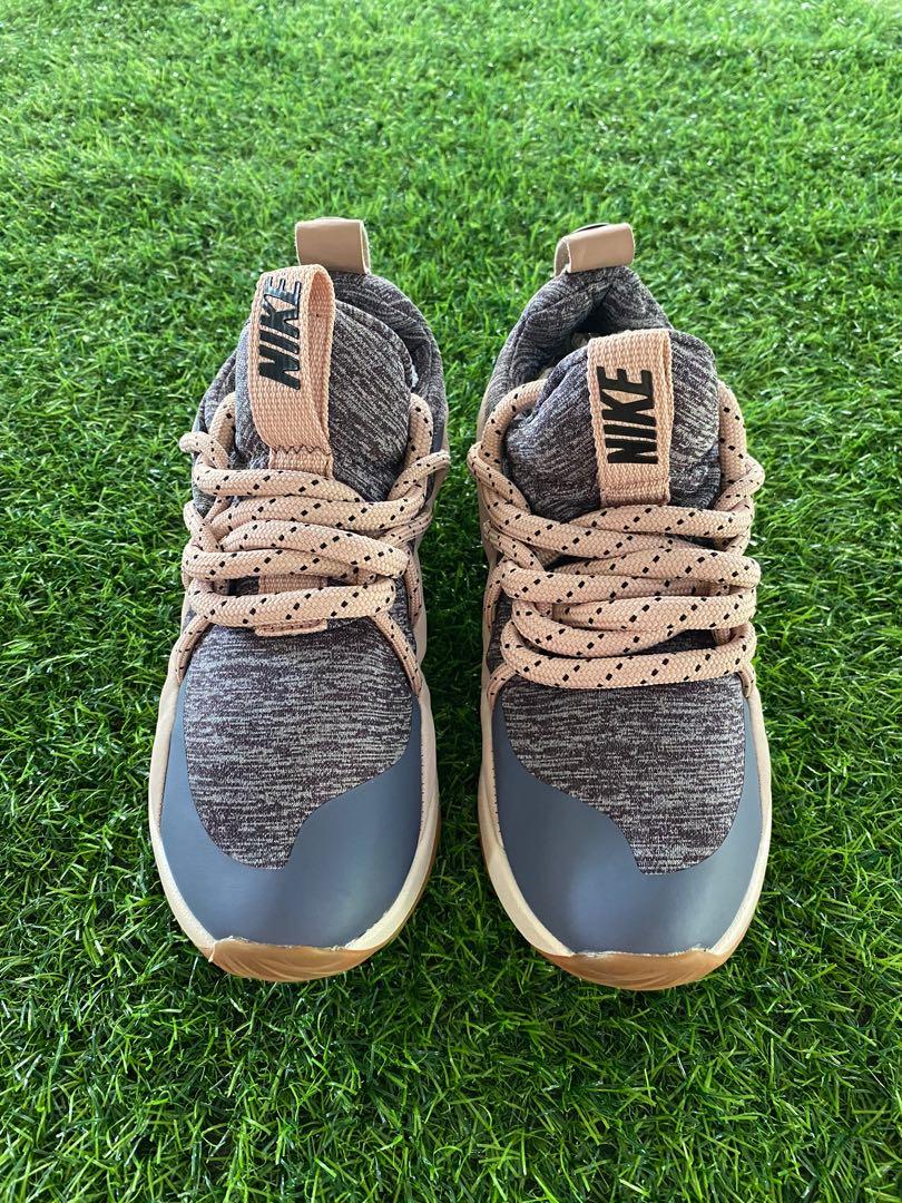 Nike city cheap loop sneaker