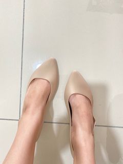 (Category: ) located in . Submitted by prelovedinur (Listing ID 1182552812, Image 1). Description: .