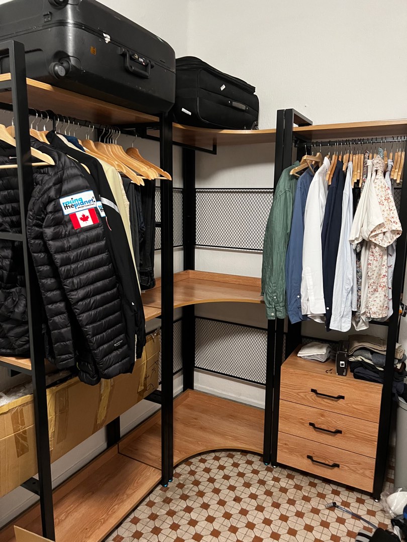 Castlery wardrobe online