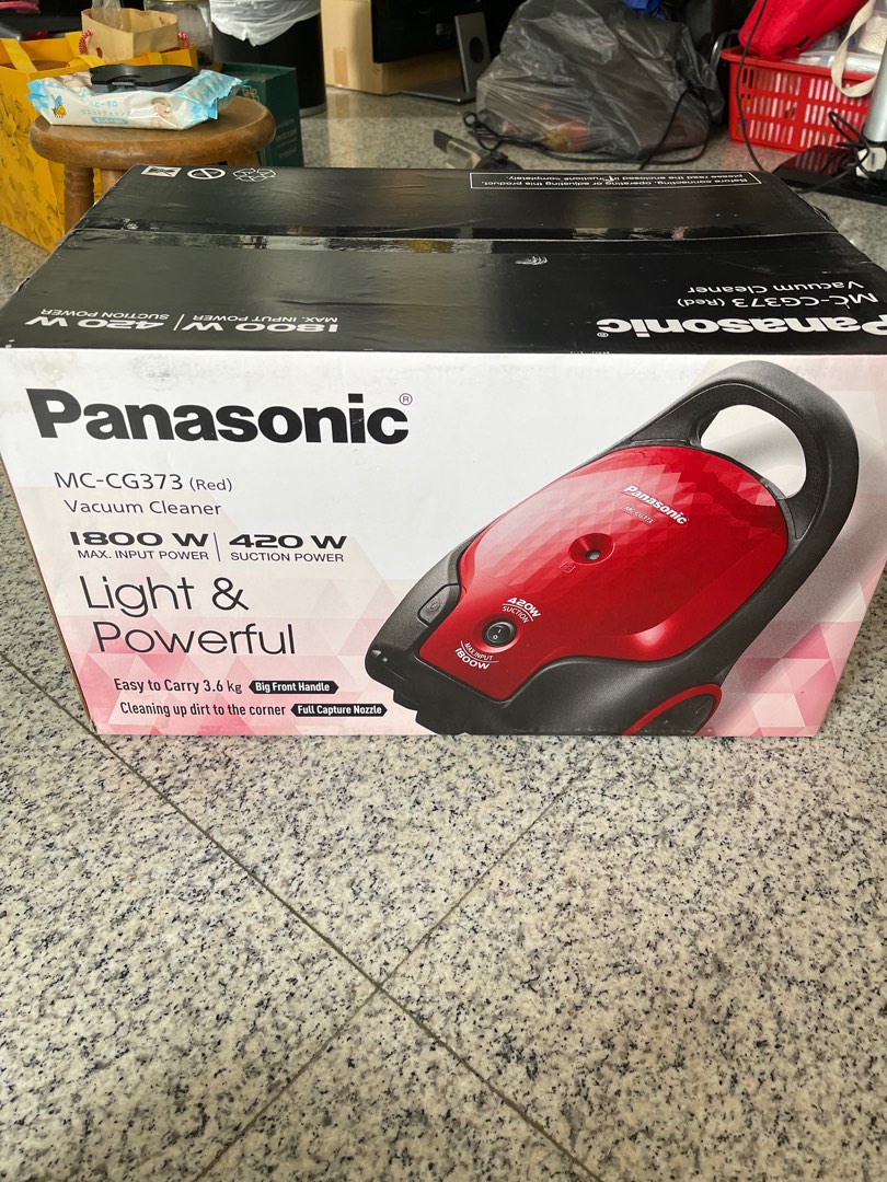 Panasonic Vacuum Cleaner MCCG373 Red, TV & Home Appliances, Vacuum