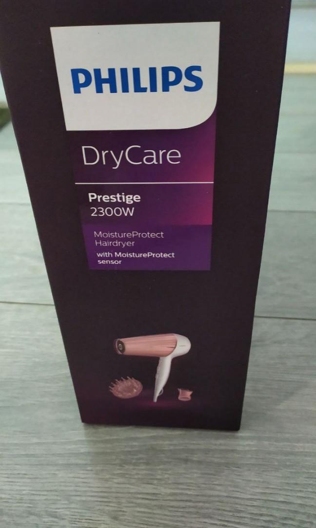 Philips hair dryer, Beauty & Personal Care, Hair on Carousell