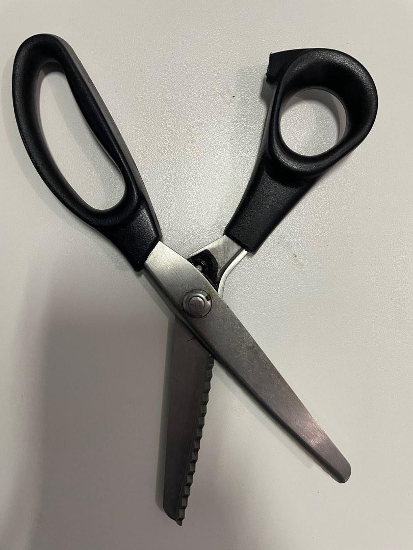 Pinking Shears for Tailors, Hobbies & Toys, Stationary & Craft, Craft