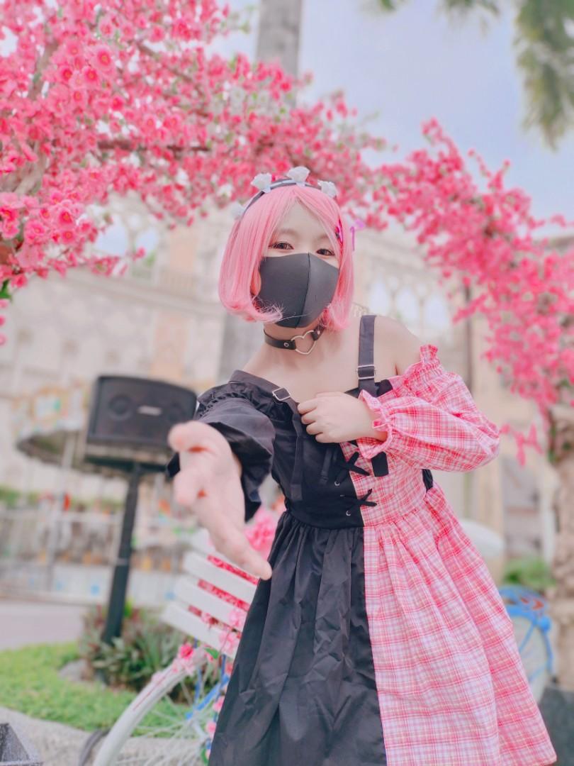 Pink gothic dress new arrivals