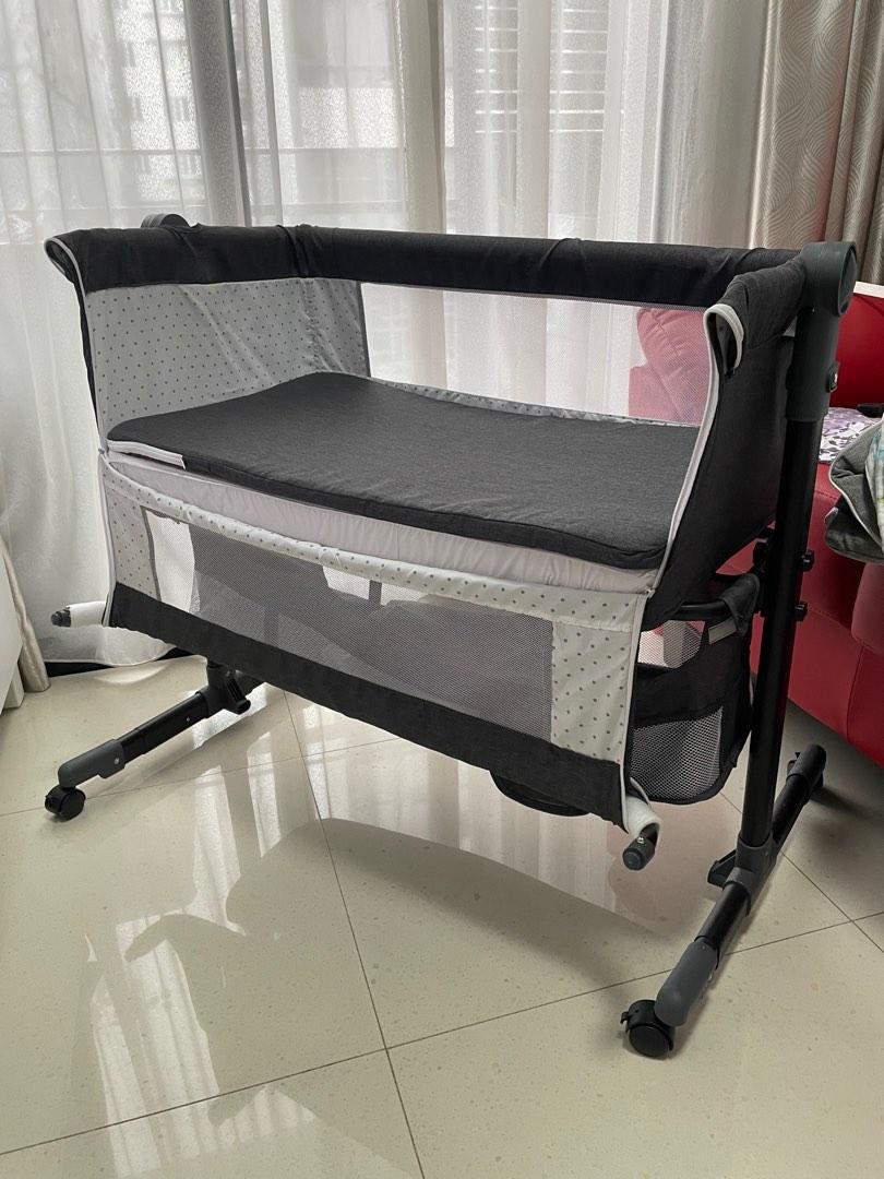 Portable cot, Babies & Kids, Baby Nursery & Kids Furniture, Cots