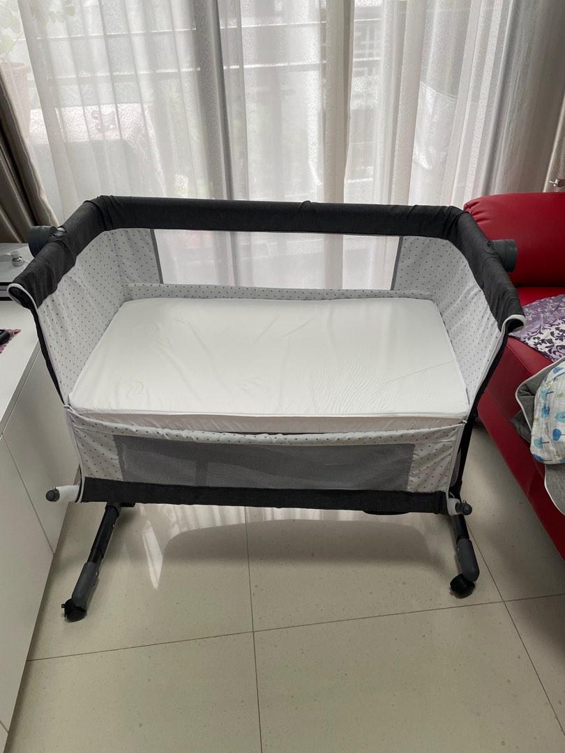 Portable cot, Babies & Kids, Baby Nursery & Kids Furniture, Cots