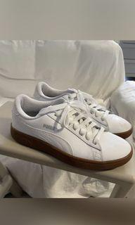 Puma鞋 
