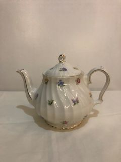 (Category: ) located in . Submitted by swarovski95 (Listing ID 1182675133, Image 1). Description: .