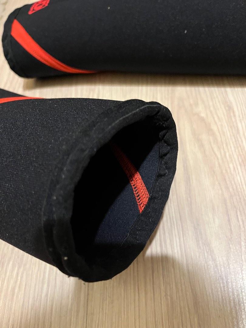 SBD Knee Sleeves size S, Sports Equipment, Other Sports Equipment and