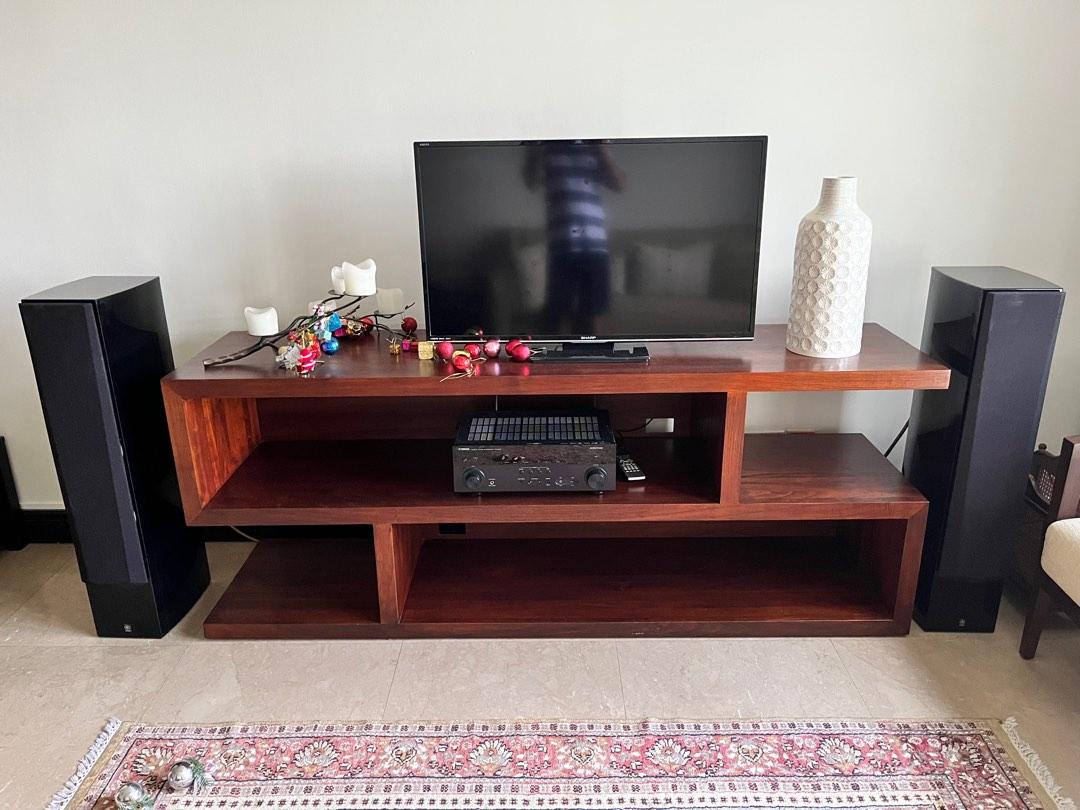 Set of 2 Yamaha NS 555 floor standing speakers, Audio, Soundbars, Speakers & Amplifiers on Carousell