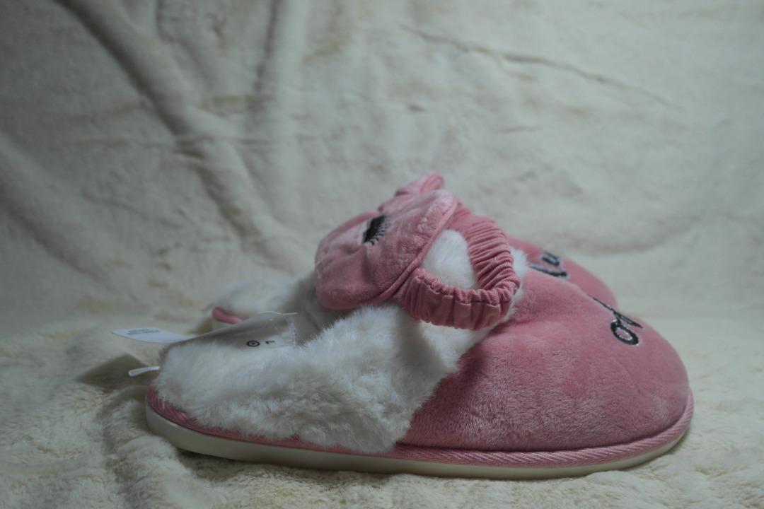 Target memory foam hotsell slippers