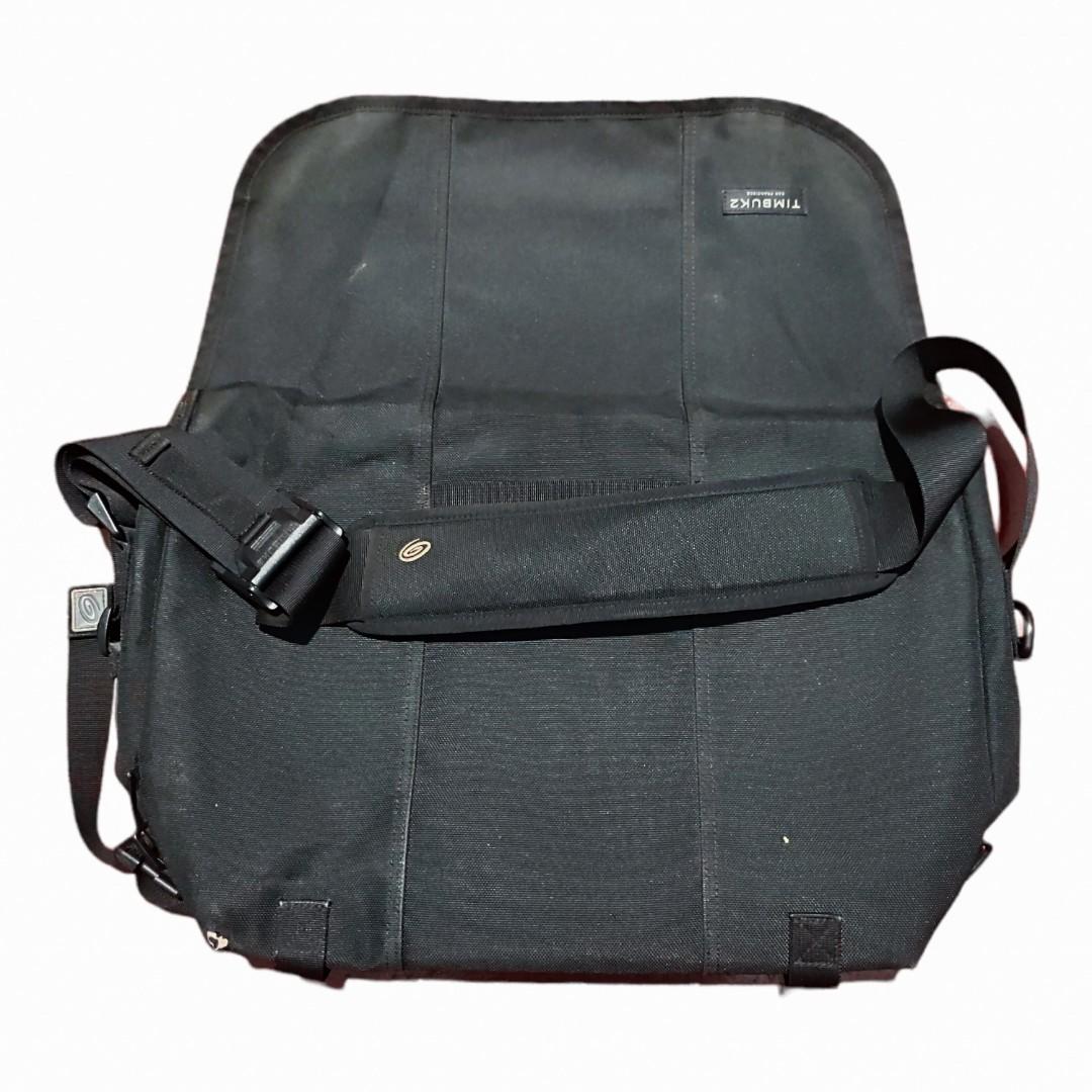 TIMBUK2 MESSENGER / BODY BAG GOOD CONDITION CORDURA FABRIC WITH CROSS BODY STRAP, Men's Fashion