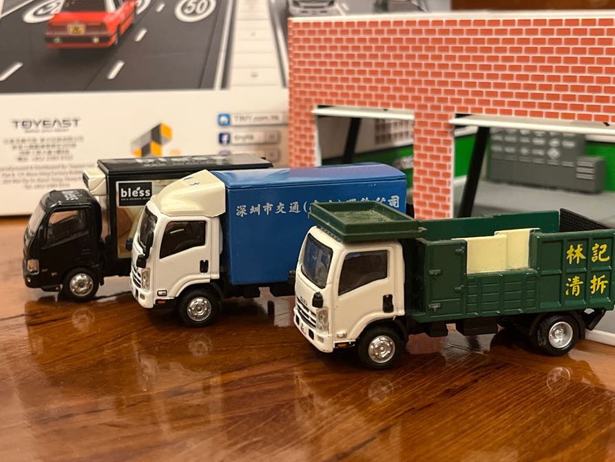 Tiny城市合金貨車三架 二手 興趣及遊戲 玩具 遊戲類 Carousell