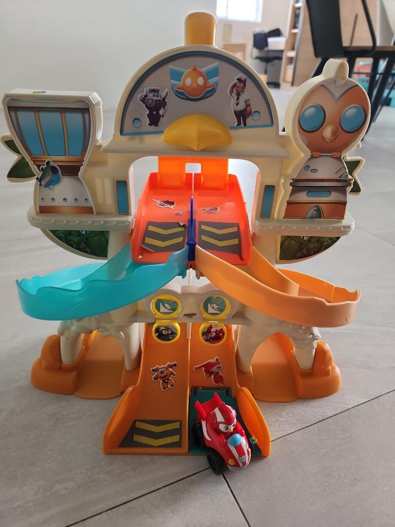 Top wing race track 2025