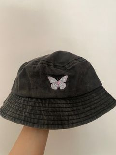 (Kategori: ) berada di . Dikirim oleh preloved.tgr (ID iklan 1182533779, Gambar 1). Deskripsi: .