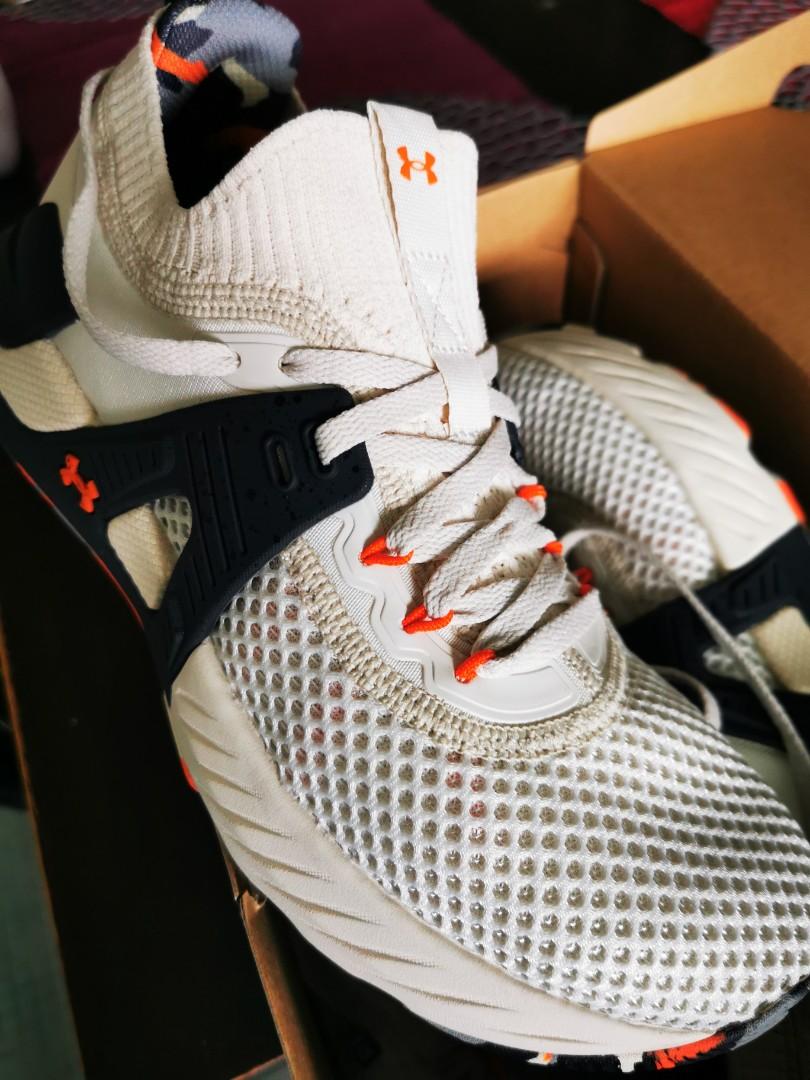 UNDER ARMOUR PROJECT ROCK 4 US MEN S 7.5 Luxury Sneakers