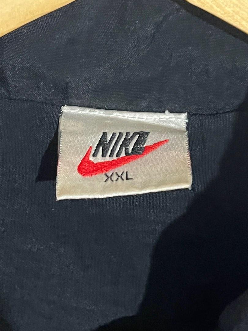 Vintage Nike Windbreaker Jacket (Category: Coats, Jackets and Outerwear) located in Caloocan City. Submitted by critchfta (Listing ID 1182685398, Image 3). Description: 9+/10 condition honest issue: may bungi yung zipper (unnoticeable) 24*28 dimensions *FREE SHIPPING/DISCOUNT FOR 3 ITEM MINERS VISIT MY PROFILE FOR MORE ITEMS*.