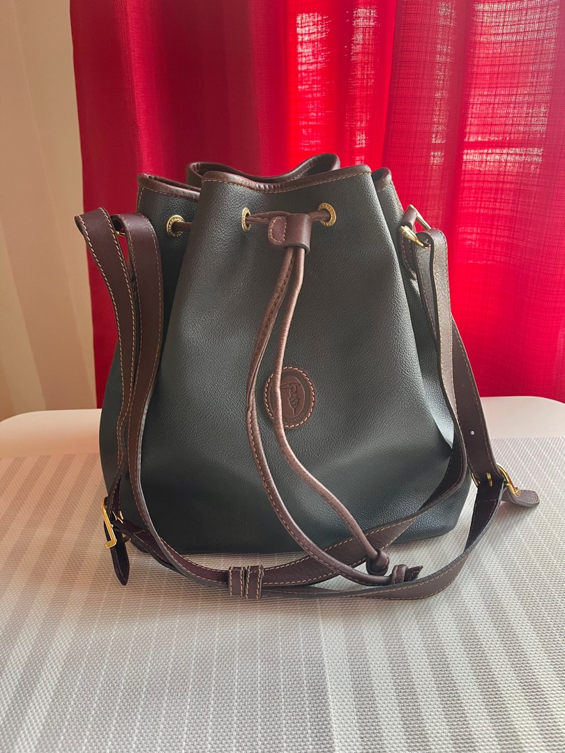 Classic Trussardi Leather Shoulder and Sling Bag, Women's Fashion, Bags &  Wallets, Shoulder Bags on Carousell