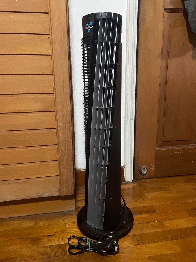 Vornado Tower Fan (previous model), TV & Home Appliances, Air