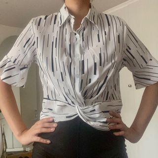 (Category: ) located in . Submitted by ninaaaaah (Listing ID 1182570200, Image 1). Description: .