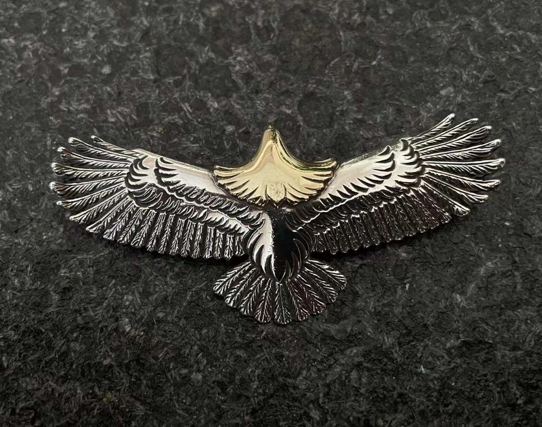 Wingrock Goros M 中鷹, 名牌, 飾物及配件- Carousell