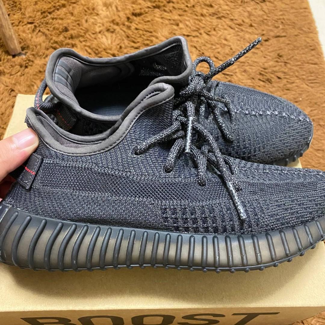 Yeezy 350 Black Static 6 US RARE SIZE (Category: Sneakers) located in Manila. Submitted by _moca01 (Listing ID 1182659973, Image 2). Description: 100% LEGIT Size 6US (Fits 7 t0 7.5 womens) RARE SIZE RARE SIZE No major issues. Just normal signs of usage. With box WHAT YOU SEE IS WHAT YOU GET.