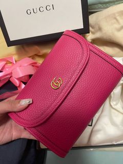 （分類：）位於 。 由 JessiHomeRealLuxury 提交（商品編號 1187903475，圖片 1）。簡介： 。