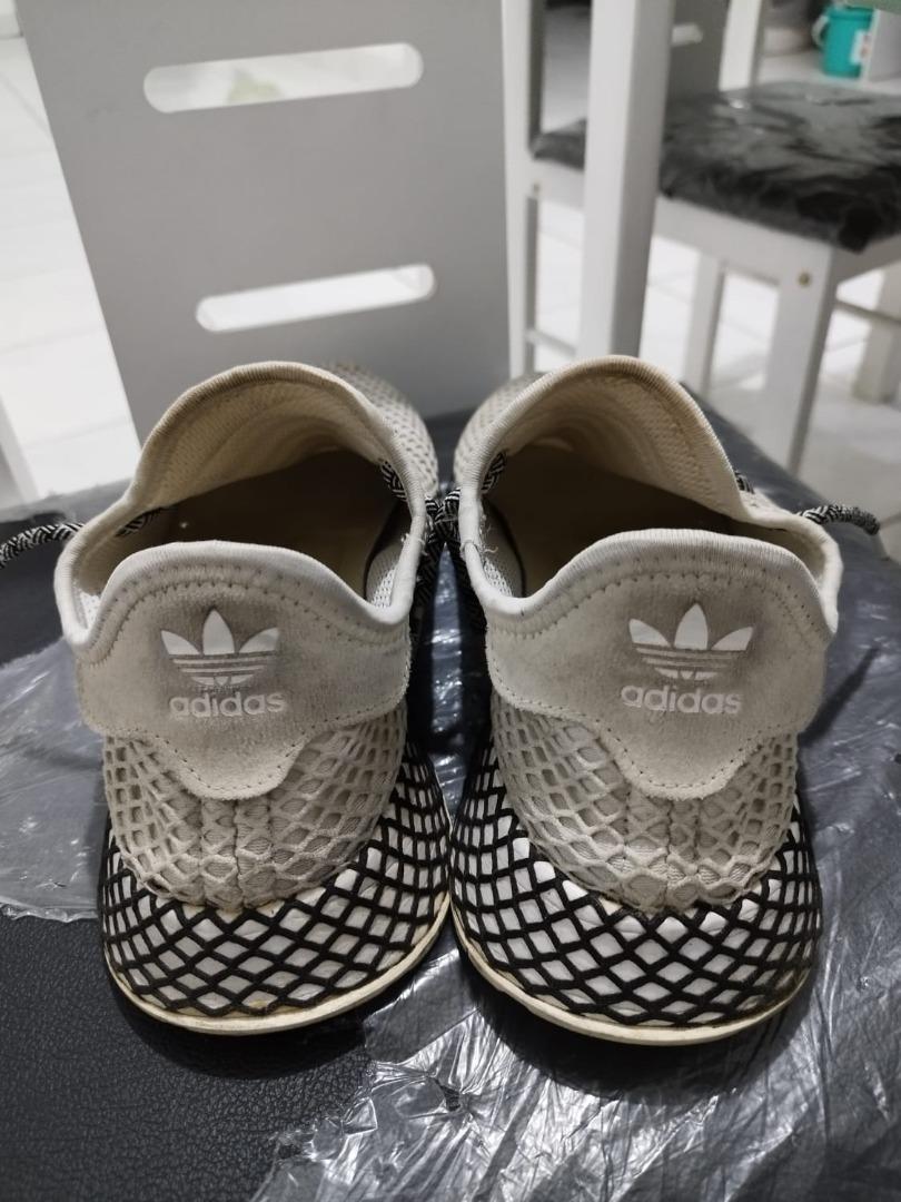 Adidas Deerupt Runner White size 44 US10, Fesyen Pria, Sepatu , Sneakers di  Carousell