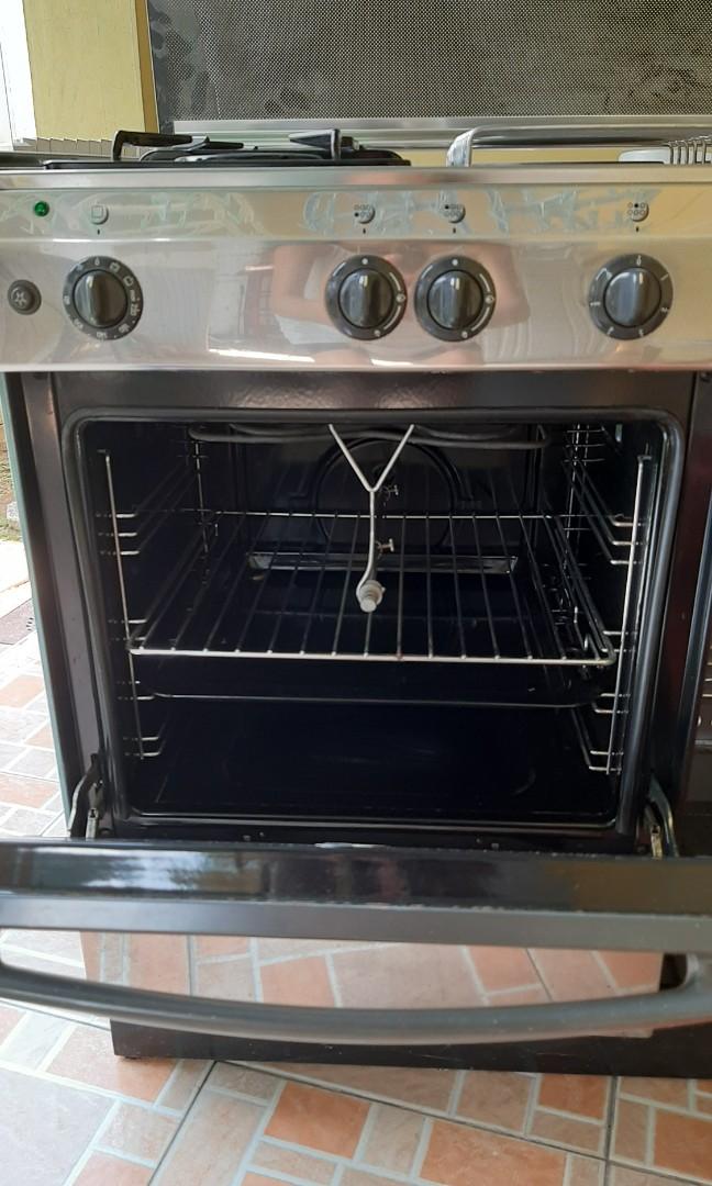 ARISTON GAS RANGE AND ELECTRIC OVEN, TV & Home Appliances, Kitchen