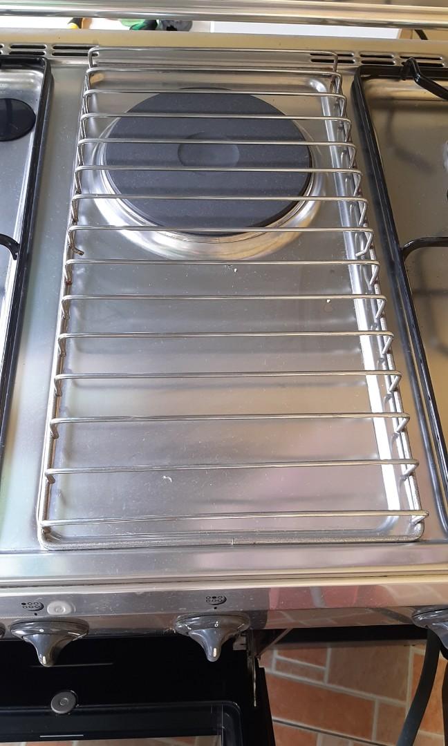 ARISTON GAS RANGE AND ELECTRIC OVEN, TV & Home Appliances, Kitchen Appliances, Other Kitchen