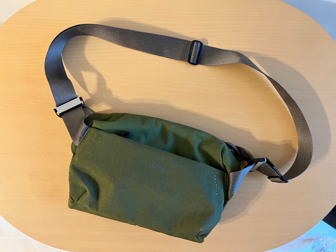 Bellroy Venture Sling 6L (Original Price 原價$930), 男裝, 袋, 小袋